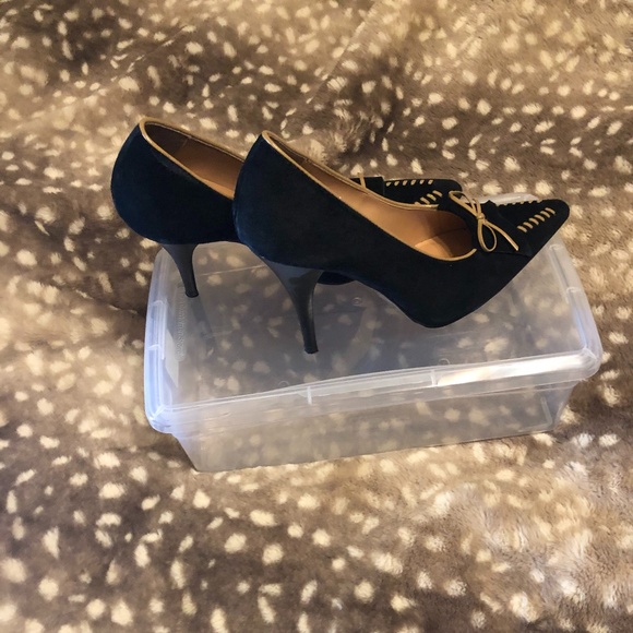 Carlos Santana Black Suede 4" heel Pumps with leather trim, sz 8.5 - Picture 6 of 10